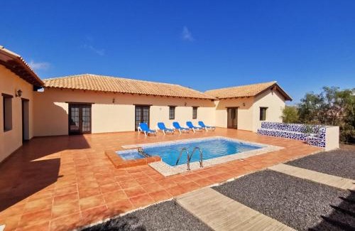 La Oliva Villa | Magic house
