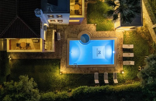 Xiro Chorio Villa | Magic Media Resort