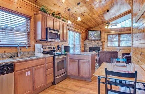 Hemlock Hills Cabin | Magic Moments II | Heart-Shaped Jacuzzi, Pool Table, Private Hot Tub!