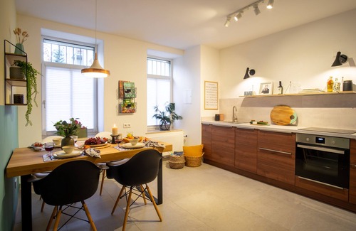Altlindenau Apartment | Magical Apartment Close to Lindenauer Markt