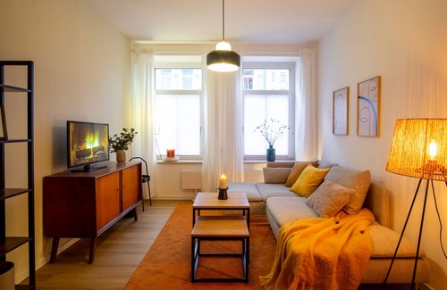 Altlindenau Apartment | Magical Apartment Close to Lindenauer Markt