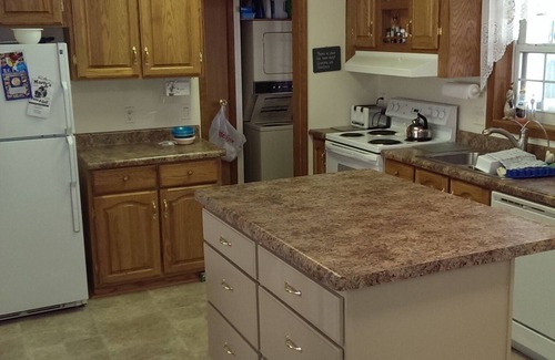 Lake City Cottage | Magical Family Vacation