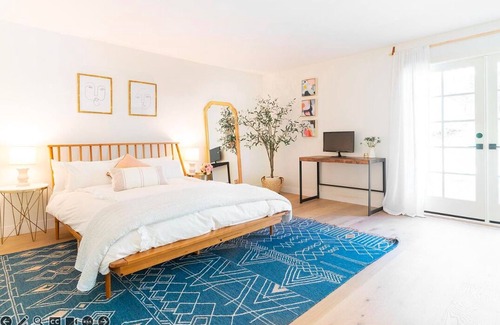 Encinitas House | Magical Garden Home 10 Minutes to the Beach