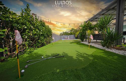Palmetto Estates House | Magical Miami Retreat with Heated Pool, Mini Golf, and Basketball Court L19