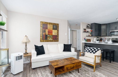 Show Low Condo | Magical Mountain Hideaway - Beautifully Remodeled Lower Level 3BD/2BA Condo