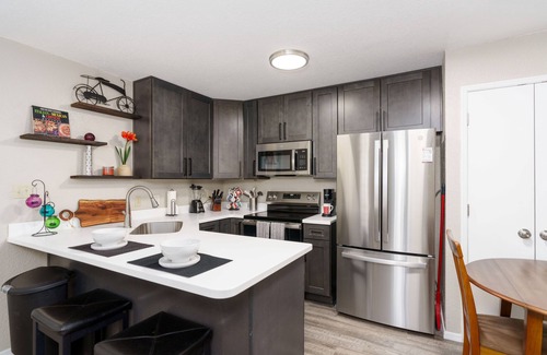Show Low Condo | Magical Mountain Hideaway - Beautifully Remodeled Lower Level 3BD/2BA Condo