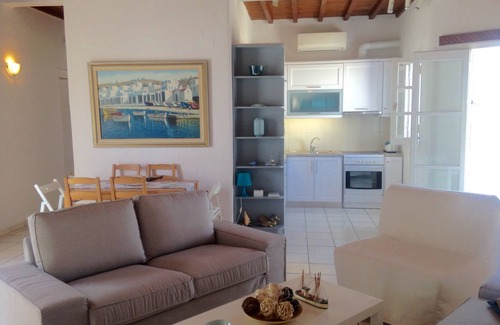 Ornos House | MAGICAL ORNOS-ORNOS BEACH HOUSE/BEACH 1' WALK, TOWN 2 KM