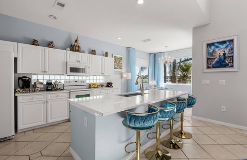 Sunset Lakes House | MagicalEverAfterRetreat Sleep17 Pvt Pool Game Rm