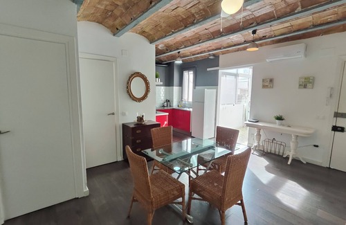 Collblanc y La Torrassa Apartment | Magnificent Apartment Camp Nou