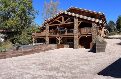 Gerardmer Ski Chalet | Magnificent apartment in a luxurious chalet.