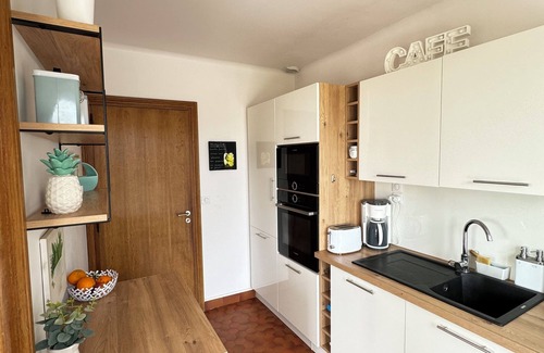 Pouldreuzic House | Magnificent Breton house for 10 people on the seafront