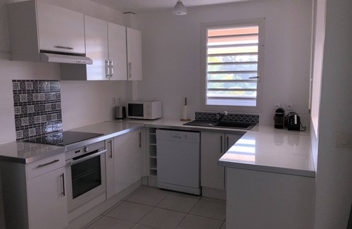 Le Gosier Apartment | Magnificent bright apartment near the beach