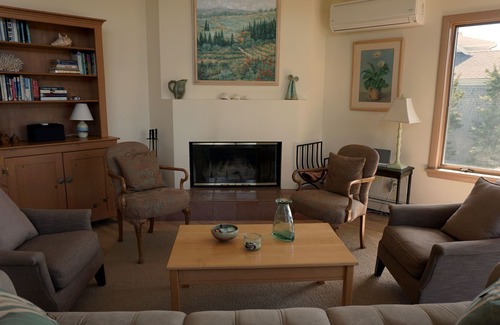 Falmouth House | Magnificent Contemporary on Exclusive Point, Private Beach