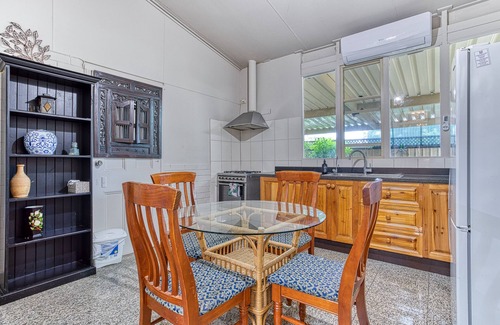 North Adelaide Villa | Magnificent Freestone Villa in vibrant North Adelaide. Make it your haven.