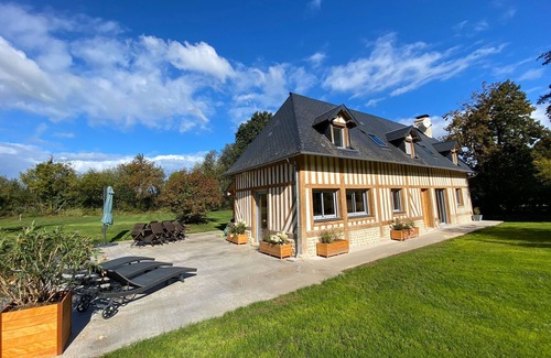 Saint-Arnoult Villa | Magnificent half-timbered villa a stone's throw from Deauvilles
