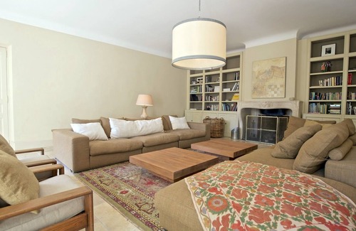 Molleges House | Magnificent home giving an authentic Provençal feel