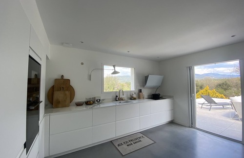 Lourmarin House | Magnificent house 700 m from Château de Lourmarin