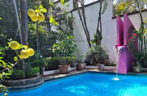Cuernavaca House | Magnificent house in Cuernavaca with pool and garden
