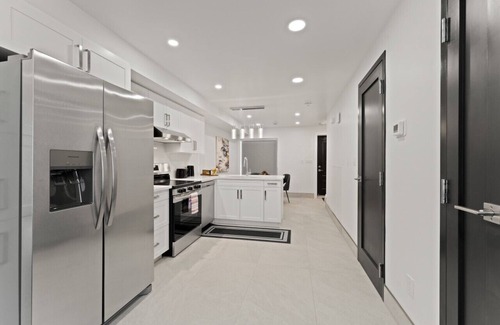 Leamington House | Magnificent Lakeviews