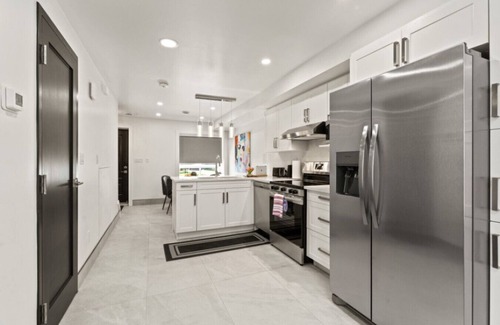 Leamington House | Magnificent Lakeviews