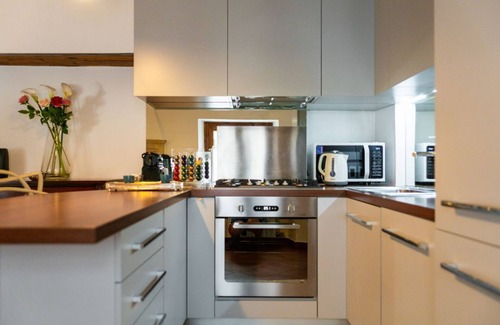 Citta Antica Apartment | Magnificent Residence overlooking Piazza Erbe