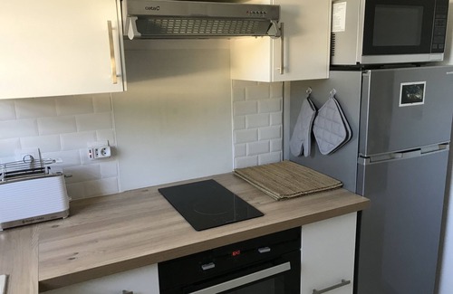 Saint-Pierre De La Reunion Apartment | Magnificent T1 Terre Rouge, near South beaches and CHU
