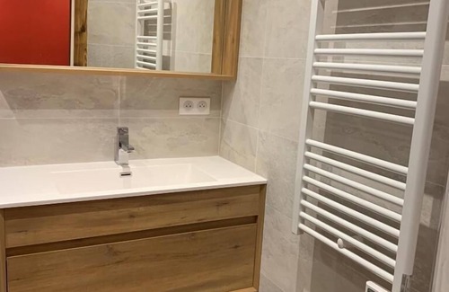 Val-Thorens Apartment | Magnificent T2 40 m2 with separate bedroom and WIFI