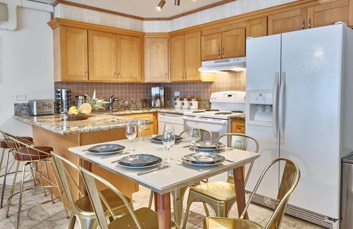 Maalaea Condo | Magnificent.Marvelous.Open Dates.Wonderful Waves!