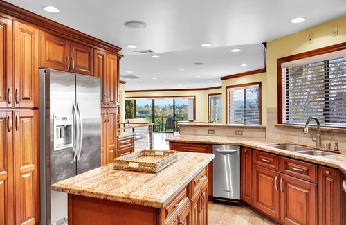 Eagle Rock House | Magnificent View House Close To All