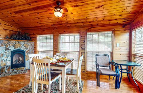 Murphy House | Magnificent Views in Murphy