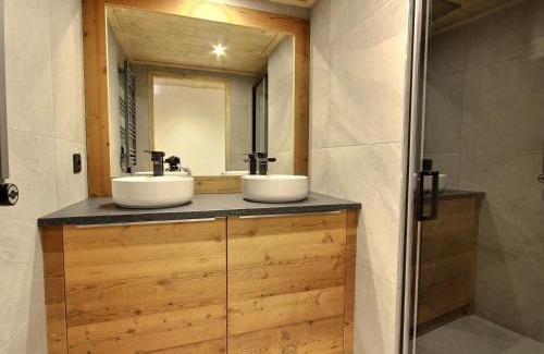 Plagne Centre Apartment | Magnifique appartement neuf pour 12 personnes avec Wi-Fi - FR-1-455-246