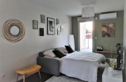 Istres Apartment | Magnifique appartement neuf au centre d'Istres