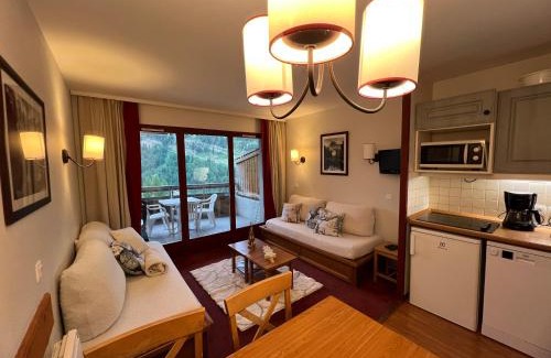 Isola Apartment | Magnifique appartement pour 5 personnes grande terrasse sud vue panoramique, plein soleil, calme havre de paix et de détente