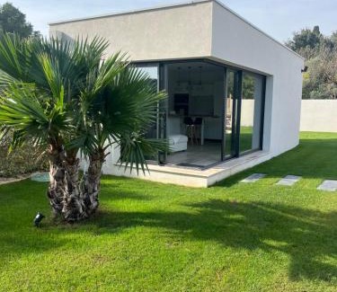 Arles Apartment | Magnifique studio avec piscine
