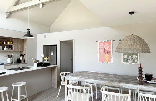 Combrit Villa | Magnifique Villa Contemporaine, Piscine Intérieure