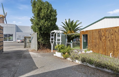Foxton House | Magnolia Bach - Foxton Holiday Home