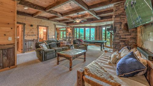 Blue Ridge House | Magnolia Bay