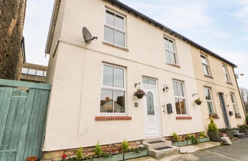 Richmond House | Magnolia Cottage