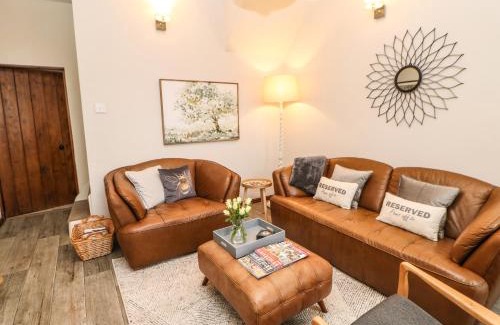 Richmond House | Magnolia Cottage