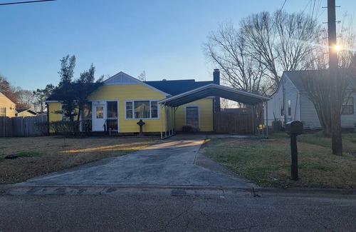 Natchez House | Magnolia Doll- Quiet & Relaxing