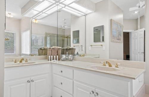 Upper Grand Lagoon House | Magnolia Hideout