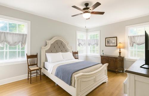 Meridian House | Magnolia Hill Vacation Home Rental in Meridian Mississippi Poplar Springs Historic District