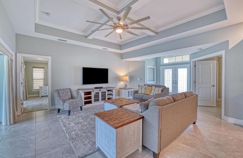 Pelican Villa | Magnolia House - Cape Coral 2020 Pool Home