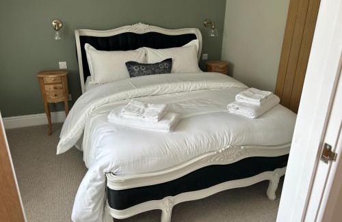 Corsham House | Magnolia Loft
