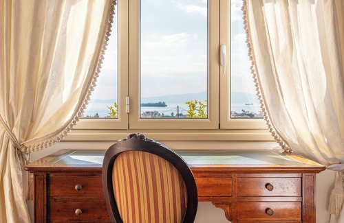 Diasella Villa | Magnolia Mansion with 5 bedrooms - private pool -BBQ - fitness room in Kalamata