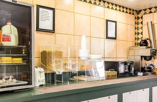 Little Rock Hotel | Magnuson Hotel Little Rock South