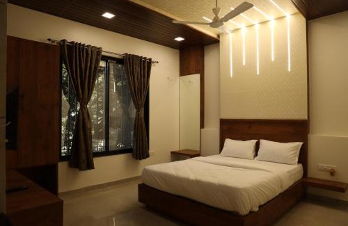 Kolhapur Hotel | Mahalaxmi Executive