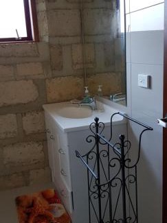 Upper Moutere Villa | Mahana Farm Cottage