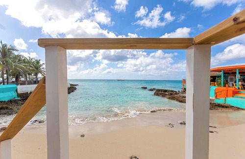 Maho Condo | Maho Beach House - Petit Studio Océanique - Charmante Vue