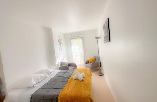 Villiers-sur-Marne Apartment | Mai Linh - TiAM CONCIERGERIE-Disney-VILLIERS SUR MARNE CENTRE VILLE